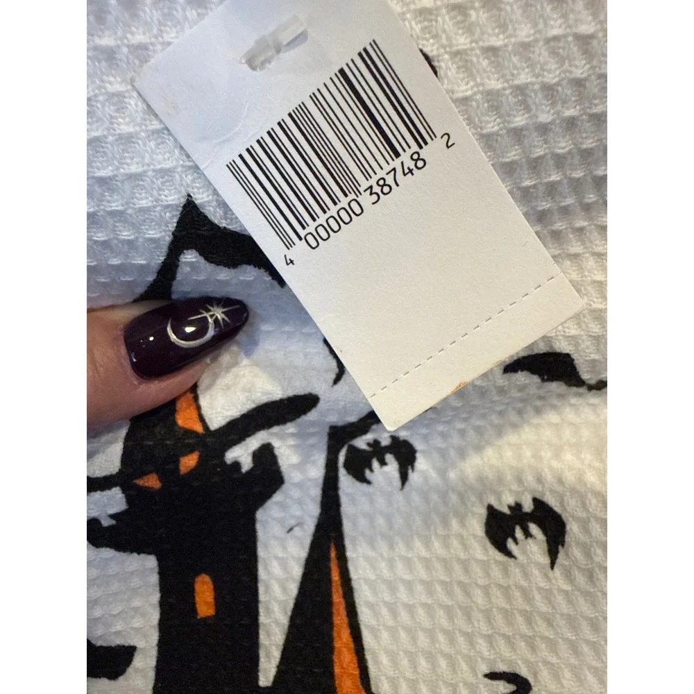 Disney Parks Halloween Mickey‎ Minnie Pumpkin Haunted Castle Kitchen Towel Set